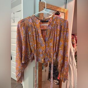 Rachel Roy long sleeve cropped floral top